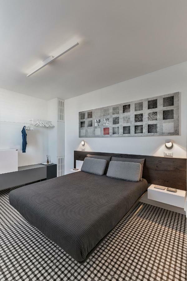 Attico Sul Porto Antico Apartment Monopoli Exterior photo